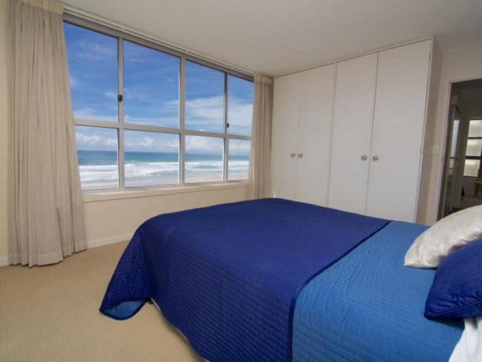 President Holiday Apartments - Absolute Beachfront Gold Coast Zewnętrze zdjęcie