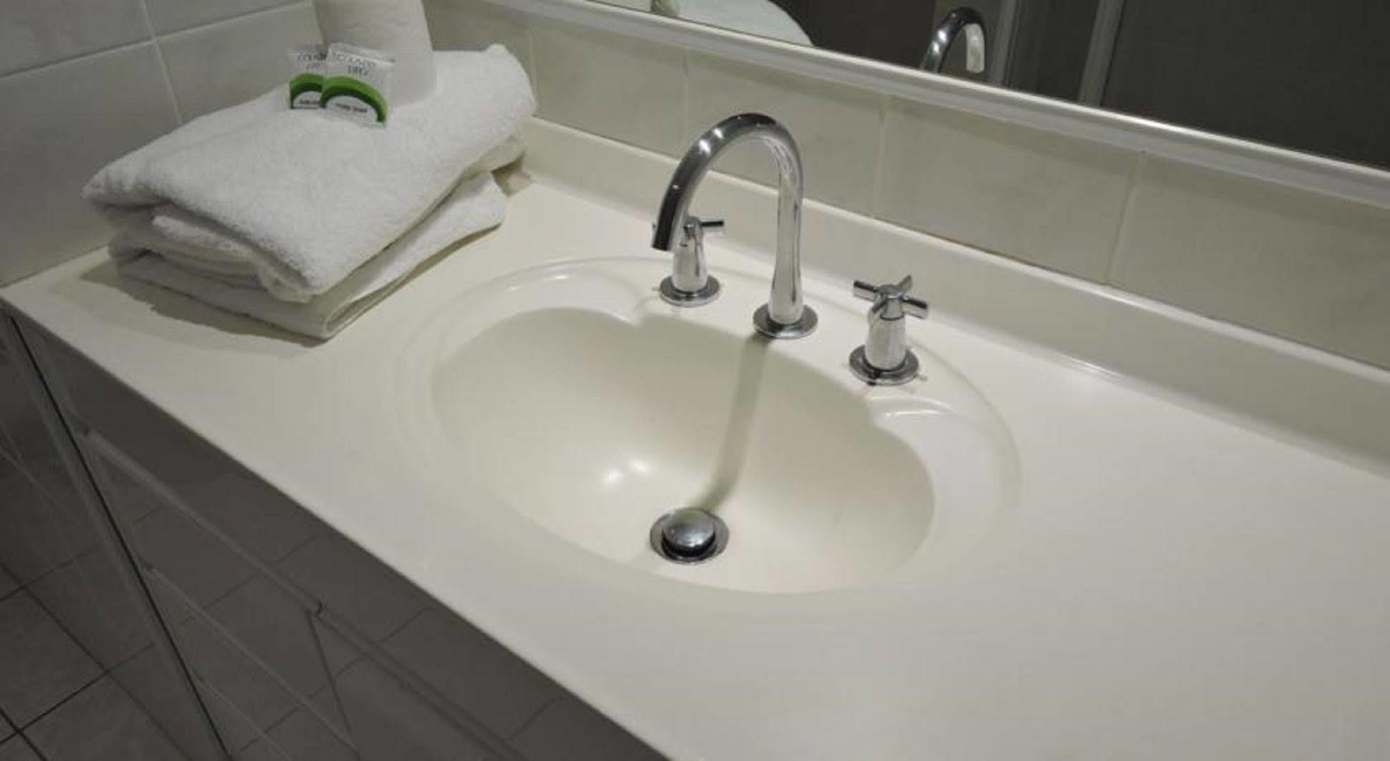 President Holiday Apartments - Absolute Beachfront Gold Coast Zewnętrze zdjęcie