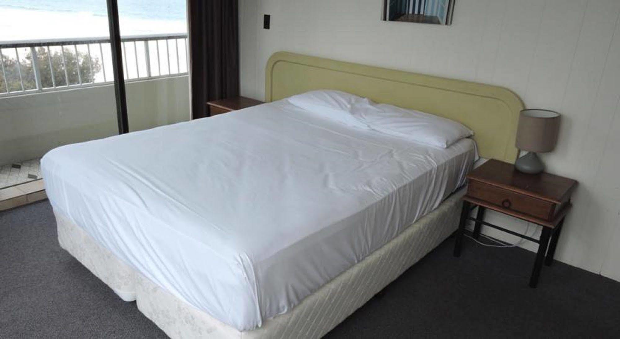 President Holiday Apartments - Absolute Beachfront Gold Coast Zewnętrze zdjęcie