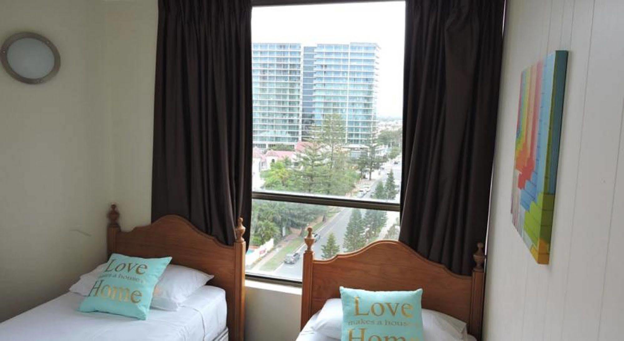 President Holiday Apartments - Absolute Beachfront Gold Coast Zewnętrze zdjęcie