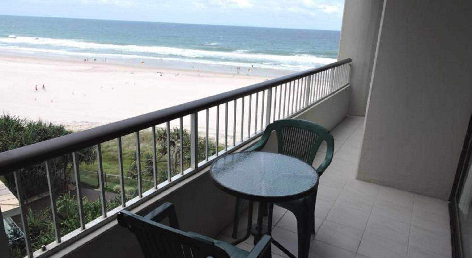 President Holiday Apartments - Absolute Beachfront Gold Coast Zewnętrze zdjęcie